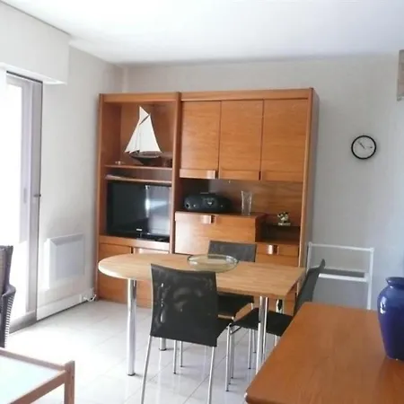 Centre - Agreable T2 Avec Deux Balcons, Jolie Echappee Bassin Et Parking Individuel Securise * Arcachon