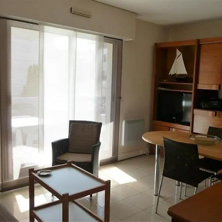 Centre - Agreable T2 Avec Deux Balcons, Jolie Echappee Bassin Et Parking Individuel Securise Arcachon